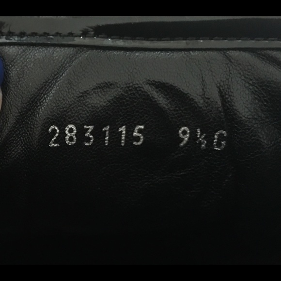 ❤️SOLD ❤️Authentic Gucci Men’s Black Sneakers - Picture 6 of 8